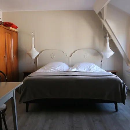 - Het Oude Dorp Gasthuis